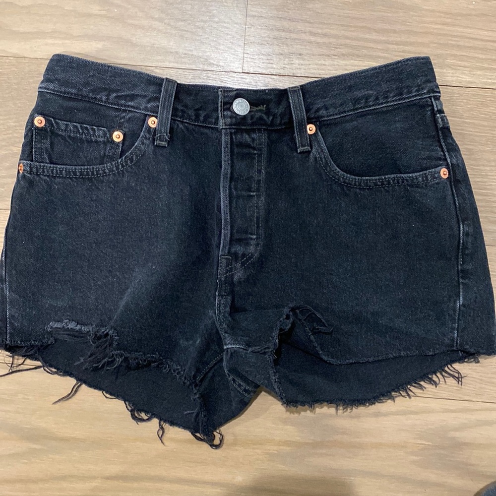 Levi black jean shorts